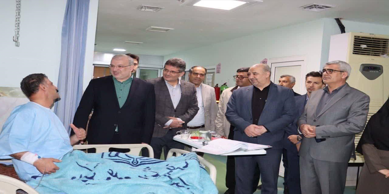 بازدید نوروزی مسولان شهرستان از زحمات کادر سلامت بیمارستان امیرالمومنین (ع)