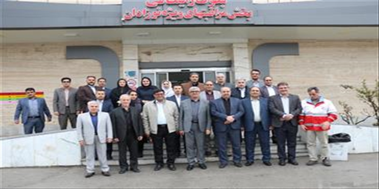 دیدار نوروزی مسئولان شهر از کادر درمان مرکز آموزشی درمانی شهید دکتر بهشتی در ساعات اولیه سال 1404