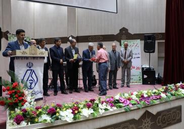 امحاء روغن های خوراکی مستعمل و سوخته توسط مدیریت غذا و دارو دانشکده علوم پزشکی مراغه