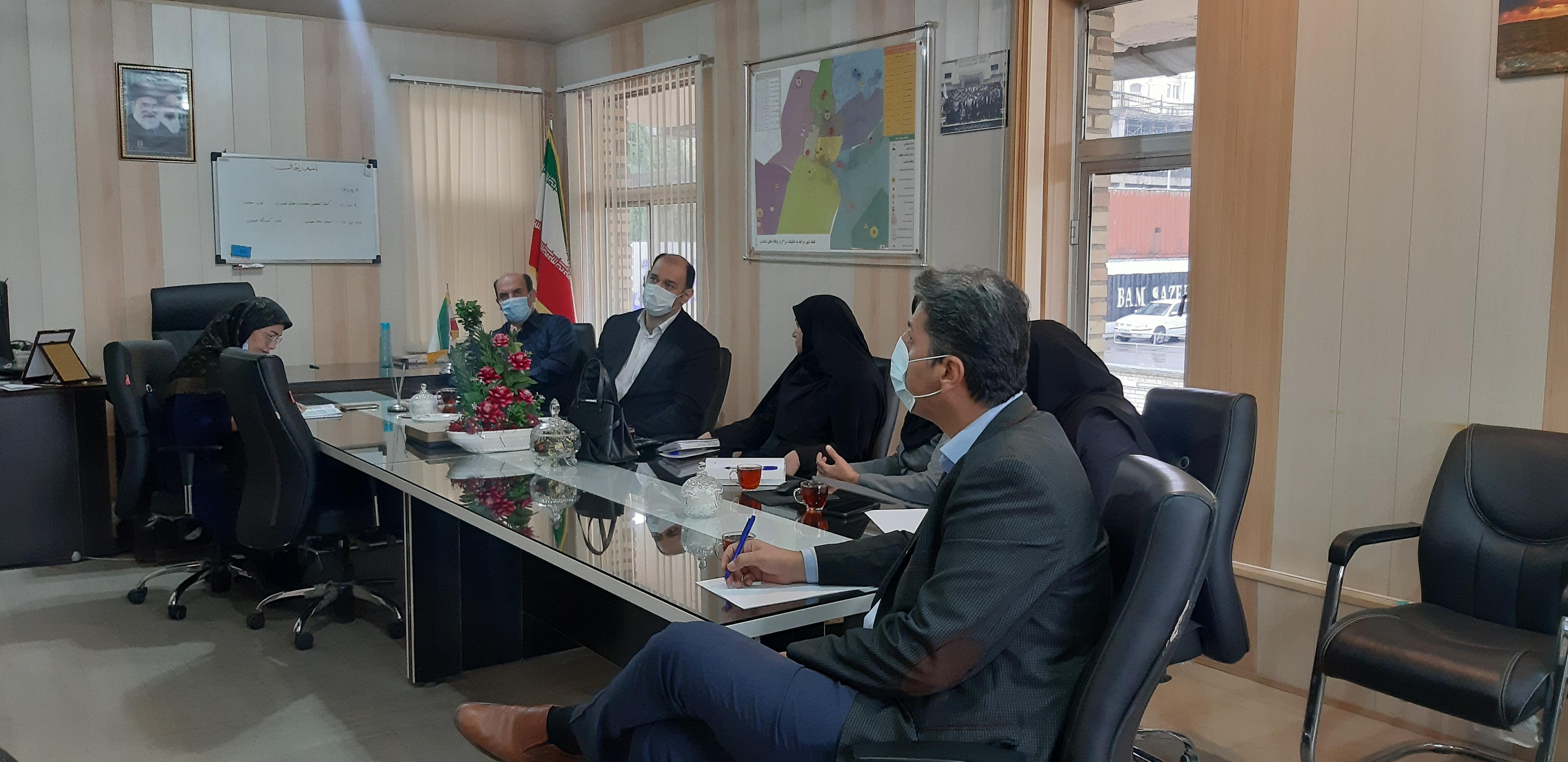دو دفتر پیشخوان در شهرستان مراغه پلمپ شد