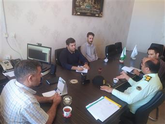 رئیس دانشکده در دیدار با فرمانده نیروی انتظامی شهرستان از تلاش های مجموعه ی نیروی انتظامی قدردانی کرد
