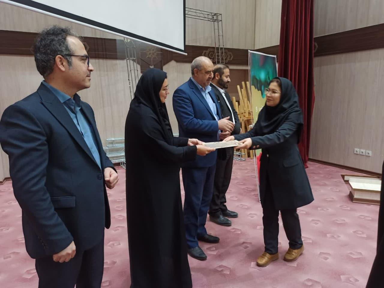 بازدید سرپرست مدیریت غذا و دارو از کارخانه الکل سازی نگین طب فام در شهرستان مراغه